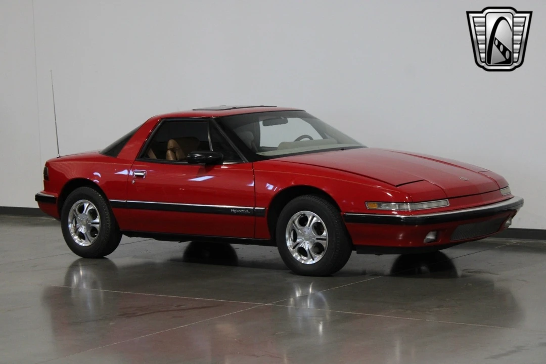 1989 Buick Reatta - Image 15 of 21