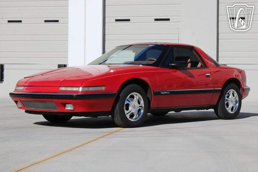 1989 Buick Reatta - Image 4 of 21
