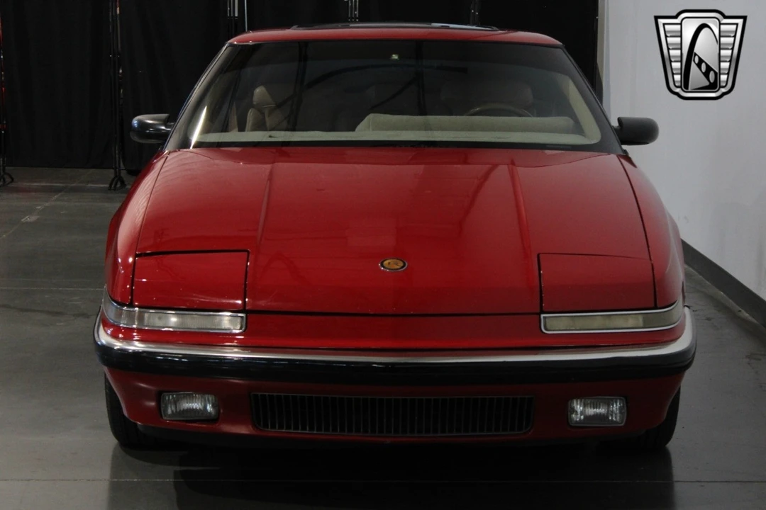 1989 Buick Reatta - Image 14 of 21