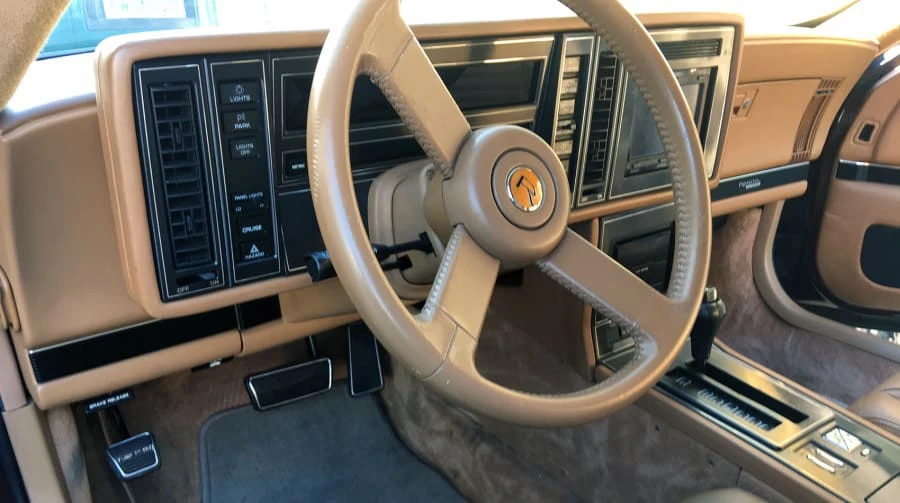 1989 Buick Reatta - Image 4 of 4
