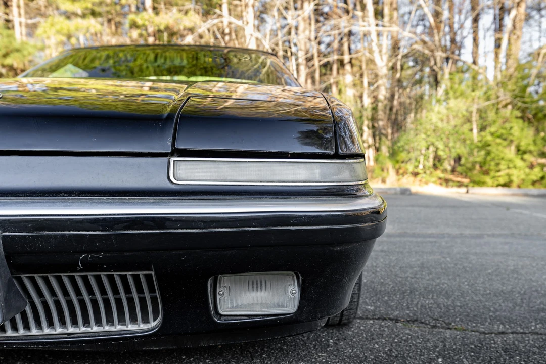 1989 Buick Reatta - Image 23 of 31