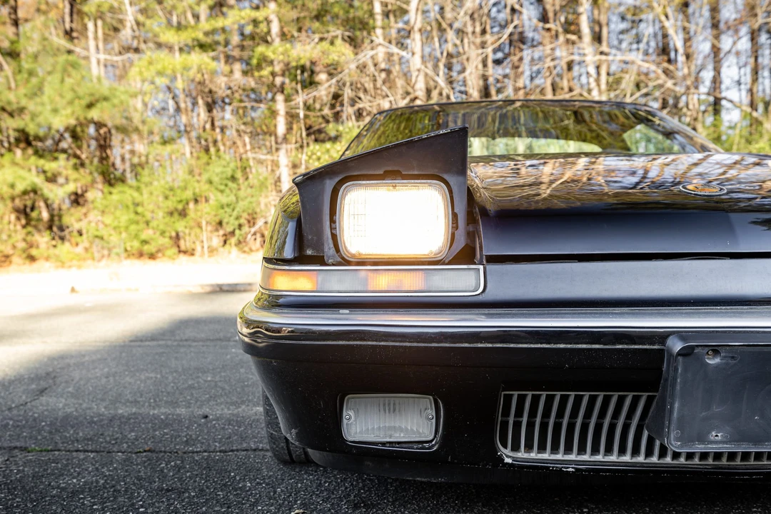 1989 Buick Reatta - Image 24 of 31