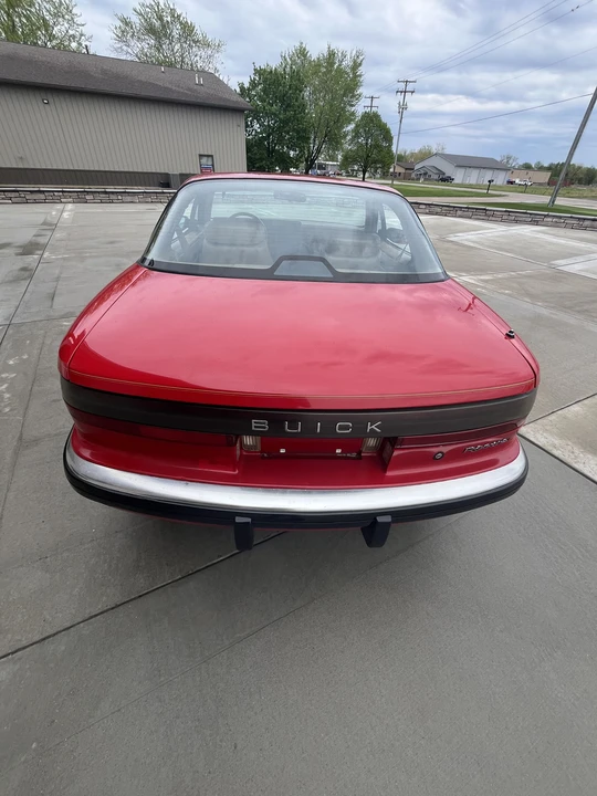 1989 Buick Reatta - Image 14 of 31
