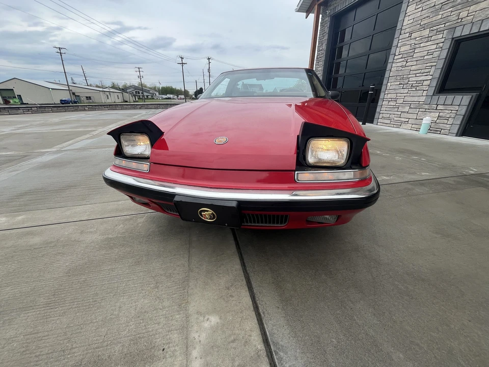 1989 Buick Reatta - Image 9 of 31