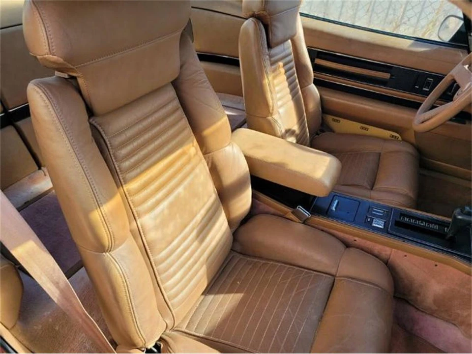 1989 Buick Reatta - Image 6 of 11