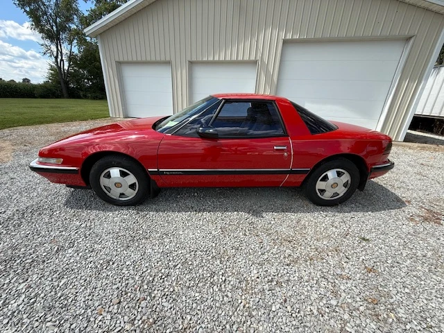 1989 Buick Reatta - Image 3 of 16