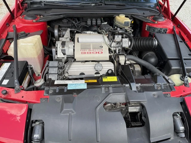 1989 Buick Reatta - Image 2 of 16