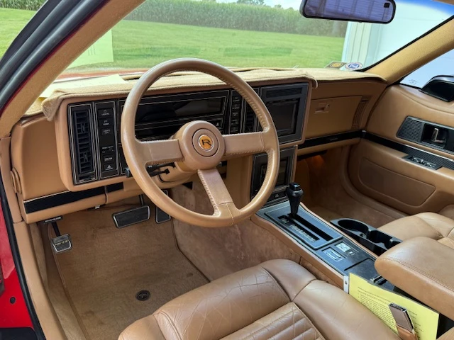 1989 Buick Reatta - Image 10 of 16