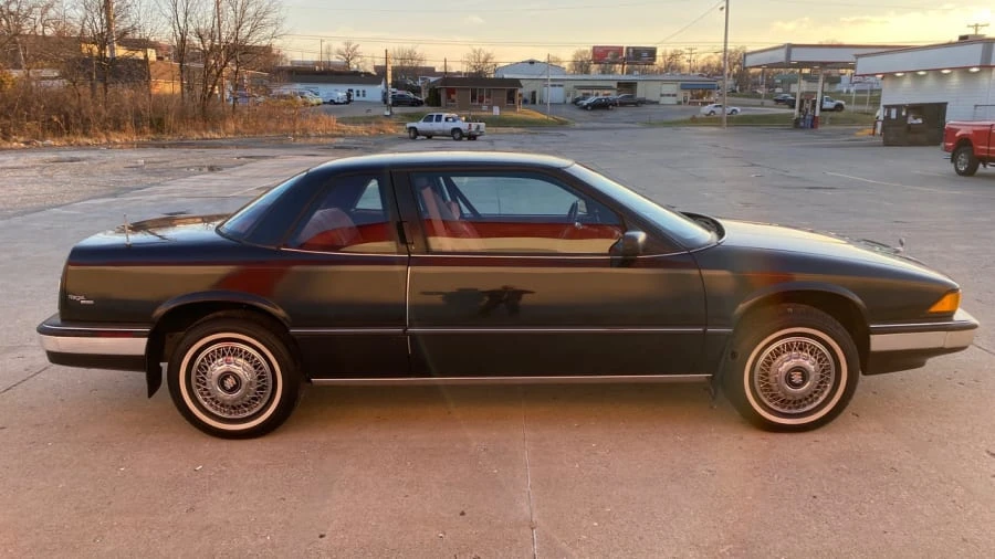 1989 Buick Regal - Image 13 of 15