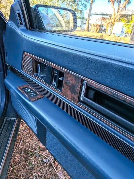 1989 Buick Riviera 4th-7th Gen - Image 17 of 20