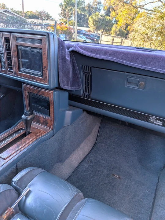 1989 Buick Riviera 4th-7th Gen - Image 18 of 20