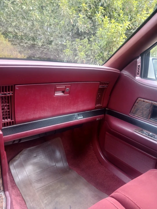 1989 Buick Riviera 4th-7th Gen - Image 11 of 13