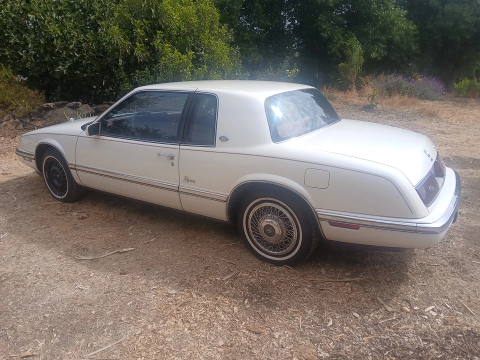 1989 Buick Riviera 4th-7th Gen - Image 3 of 13