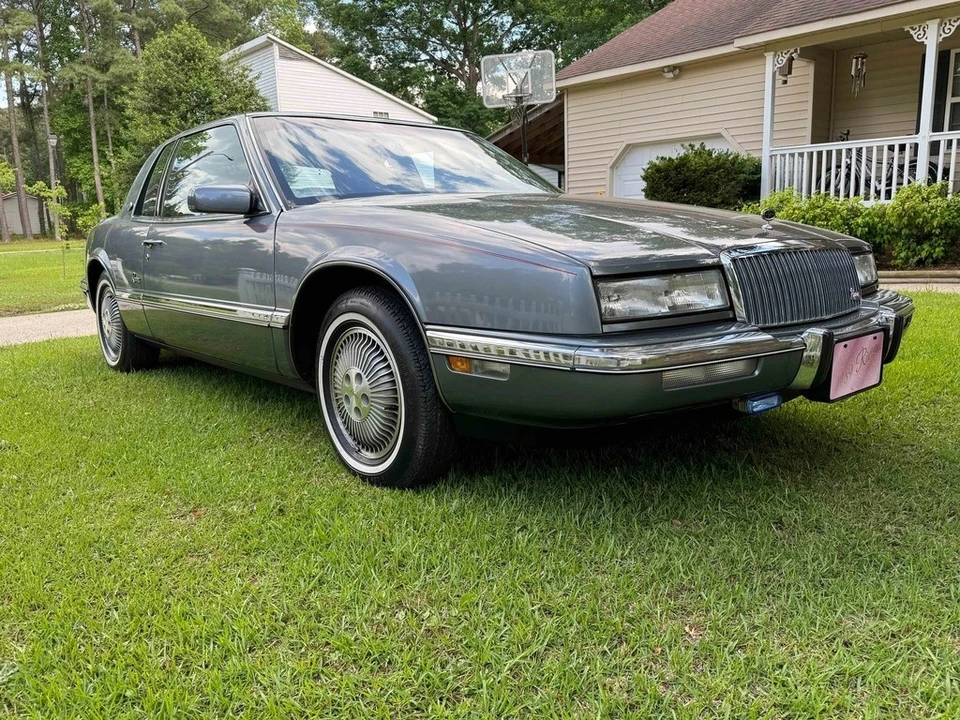 1989 Buick Riviera 4th-7th Gen - Image 3 of 15