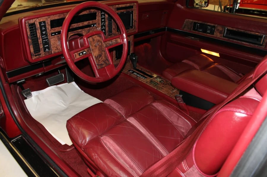 1989 Buick Riviera 4th-7th Gen - Image 4 of 8