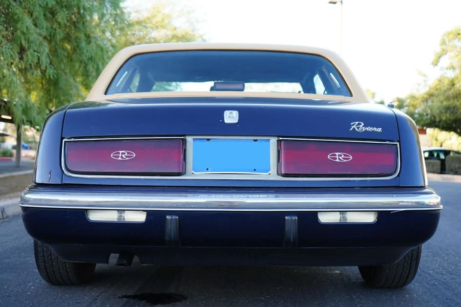 1989 Buick Riviera 4th-7th Gen - Image 5 of 31