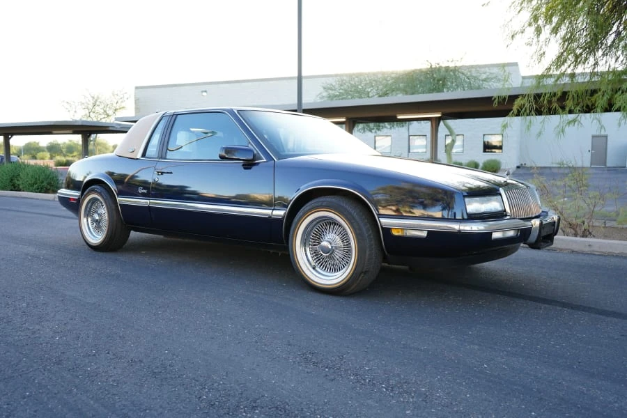 1989 Buick Riviera 4th-7th Gen - Image 12 of 31