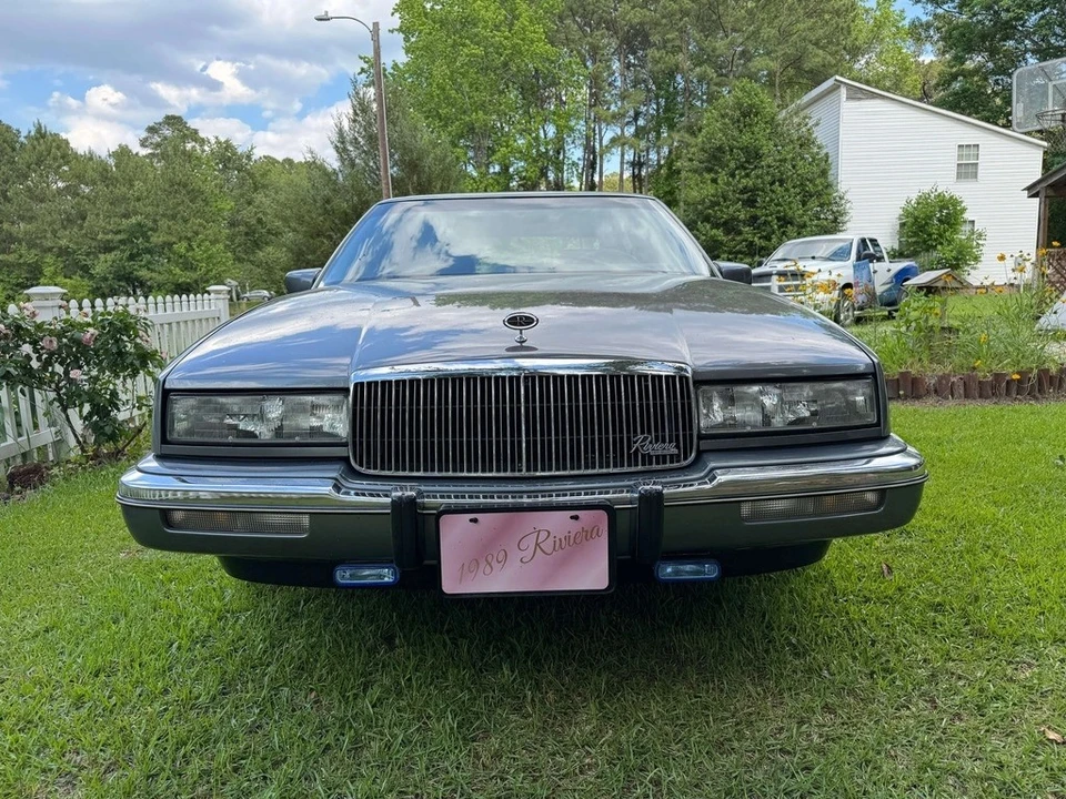 1989 Buick Riviera 4th-7th Gen - Image 8 of 16