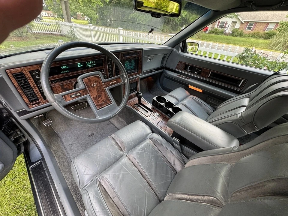 1989 Buick Riviera 4th-7th Gen - Image 10 of 16