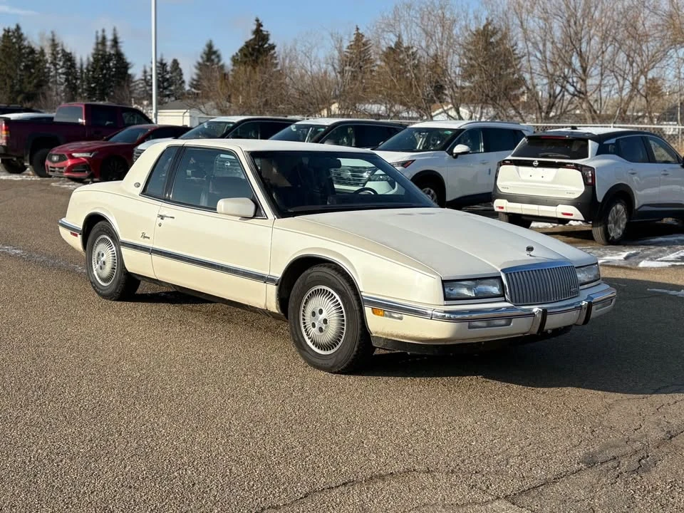 1989 Buick Riviera 4th-7th Gen - Image 2 of 11