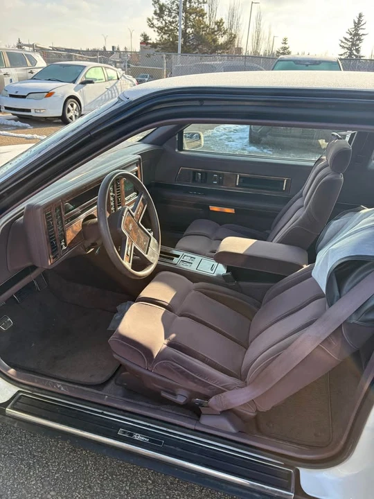 1989 Buick Riviera 4th-7th Gen - Image 5 of 11