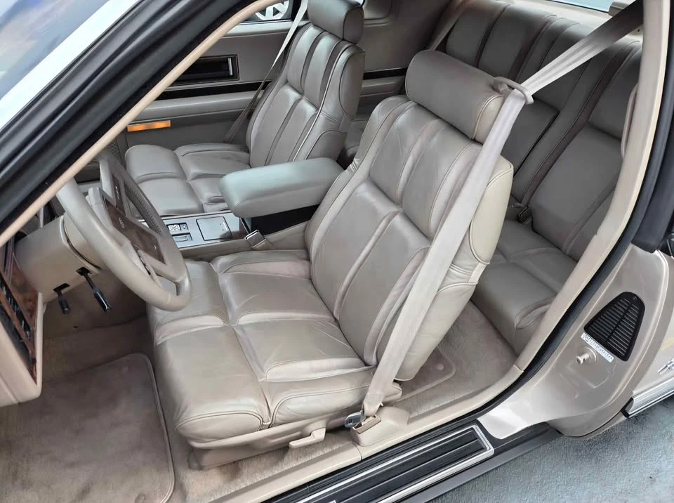 1989 Buick Riviera 4th-7th Gen - Image 18 of 19