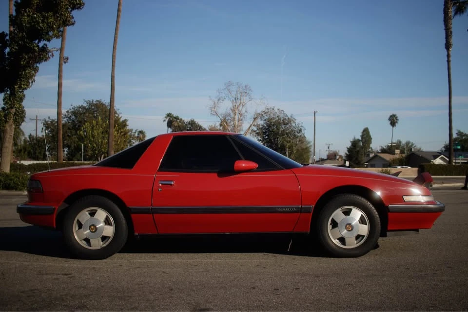 1989 Buick Reatta - Image 4 of 11