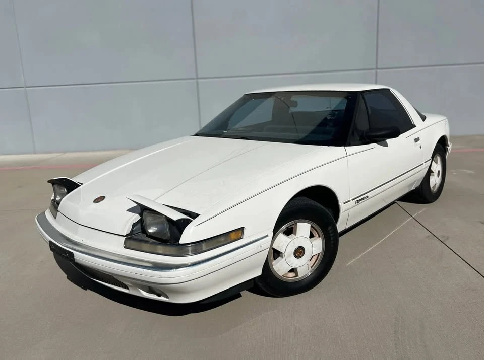 1989 Buick Reatta - Image 2 of 16