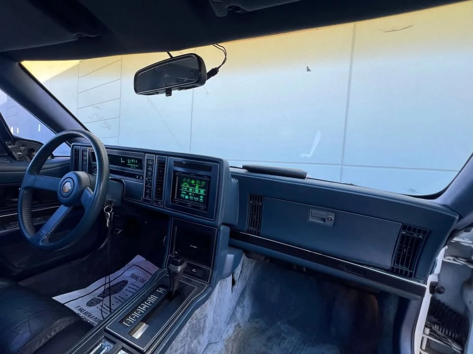 1989 Buick Reatta - Image 13 of 16