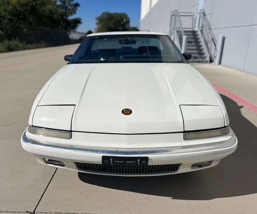 1989 Buick Reatta - Image 9 of 16