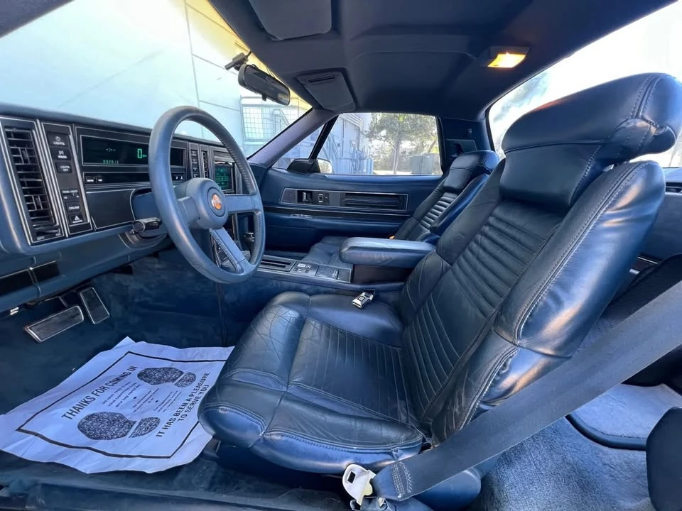 1989 Buick Reatta - Image 11 of 16