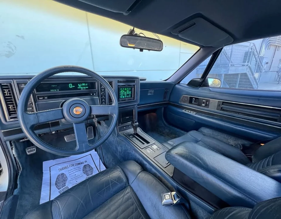 1989 Buick Reatta - Image 10 of 16
