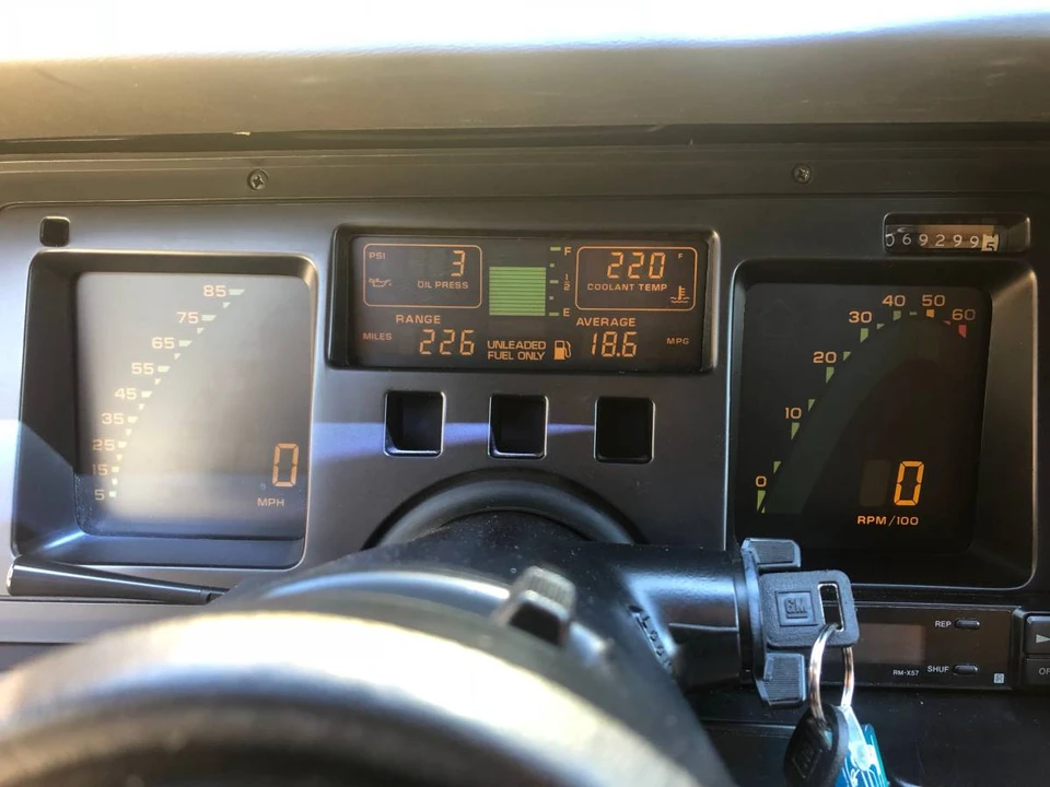 1989 Chevrolet Corvette C4 - Image 16 of 20