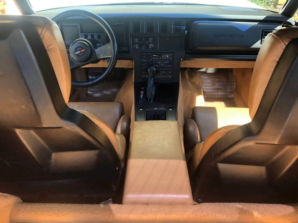1989 Chevrolet Corvette C4 - Image 13 of 20