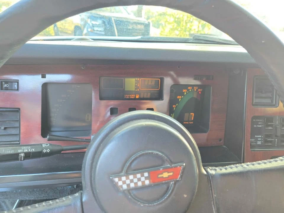 1989 Chevrolet Corvette C4 - Image 6 of 6