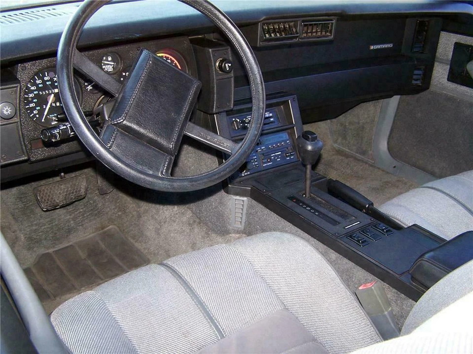1989 Chevrolet Camaro 3rd Gen - Image 4 of 5