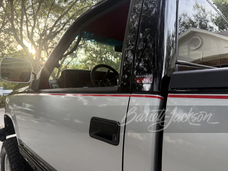 1989 Chevrolet C/K 4th Gen - Image 18 of 31