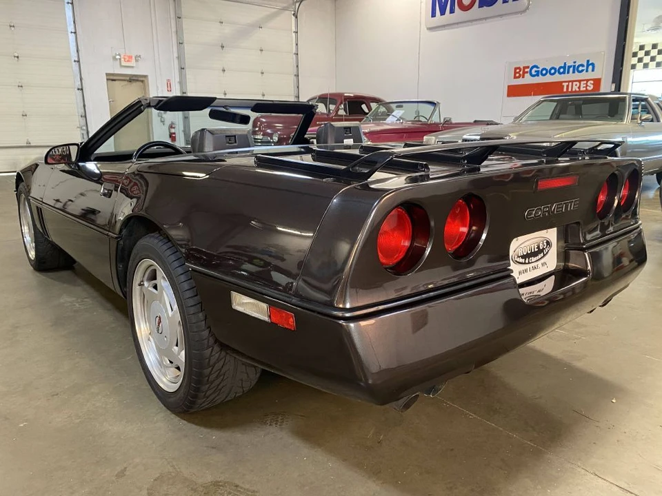 1989 Chevrolet Corvette C4 - Image 8 of 21