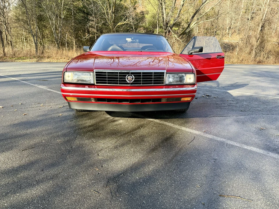 1989 Cadillac Allante - Image 29 of 31