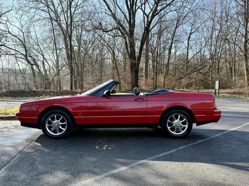 1989 Cadillac Allante - Image 15 of 31