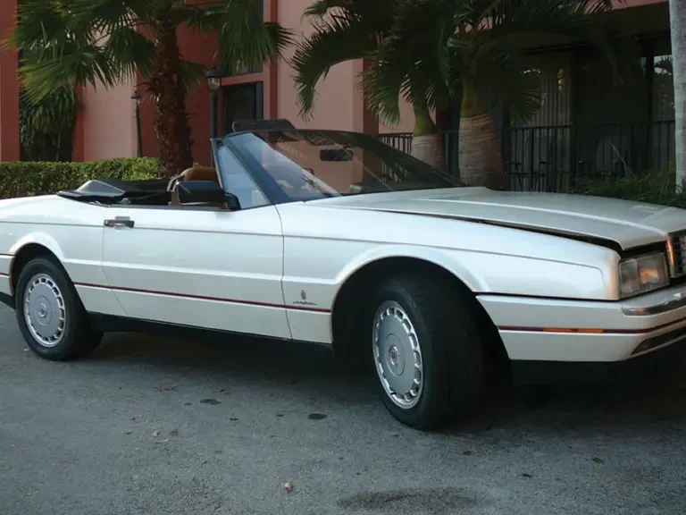 1989 Cadillac Allante - Image 2 of 2