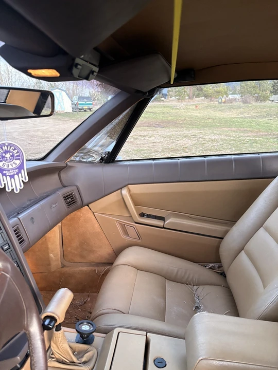 1989 Cadillac Allante - Image 13 of 21