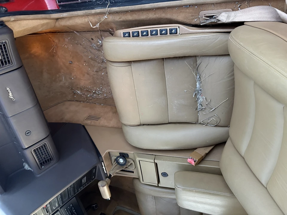 1989 Cadillac Allante - Image 19 of 21