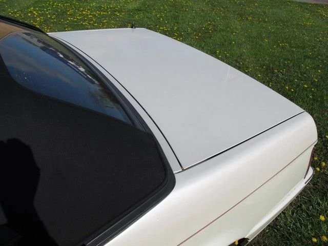1989 Cadillac Allante - Image 11 of 15