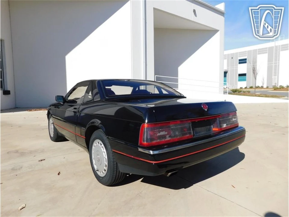 1989 Cadillac Allante - Image 19 of 31