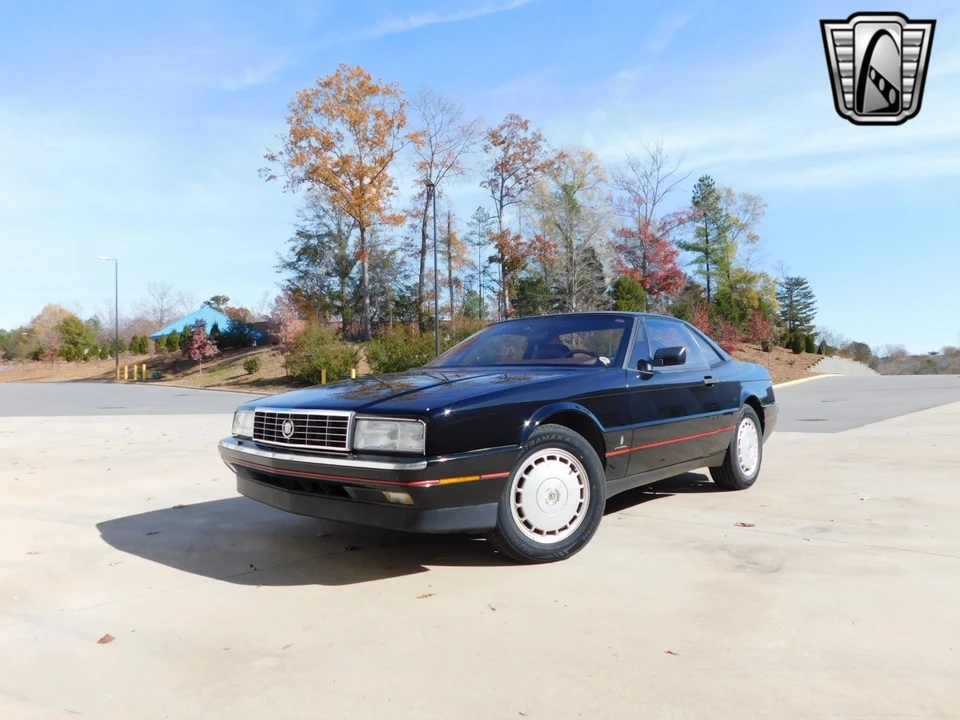 1989 Cadillac Allante - Image 3 of 12