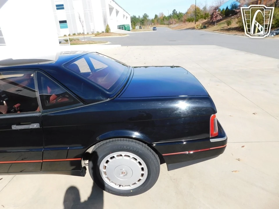 1989 Cadillac Allante - Image 19 of 21