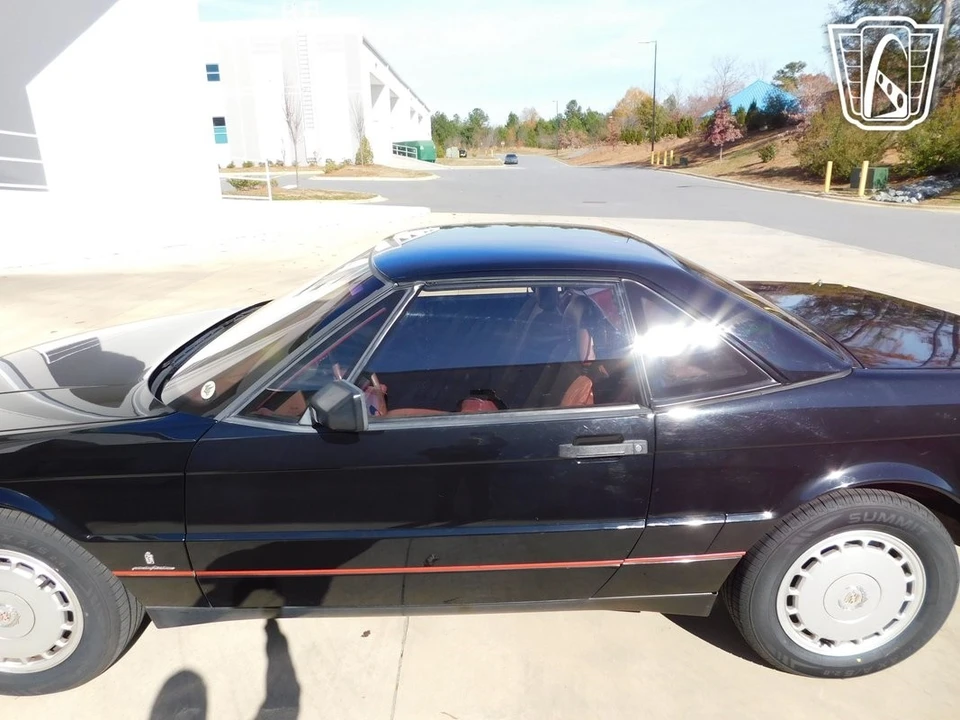 1989 Cadillac Allante - Image 16 of 21