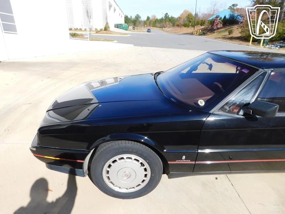 1989 Cadillac Allante - Image 12 of 12