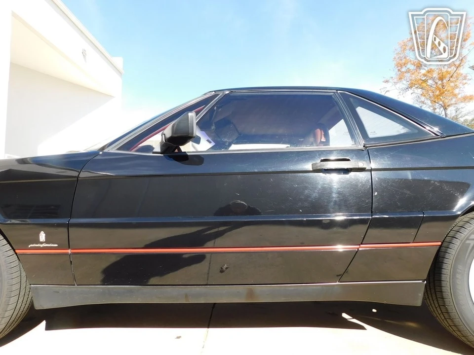 1989 Cadillac Allante - Image 14 of 21